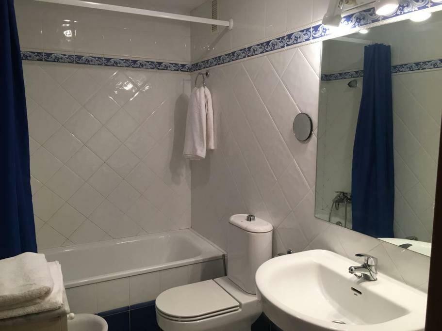 Ferienwohnung Apartamento Nautico Gijón Exterior foto